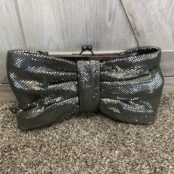Lulu Townsend Gray Silver Metallic Chainmail Cocktail Evening Bag Clutch - Picture 5 of 10